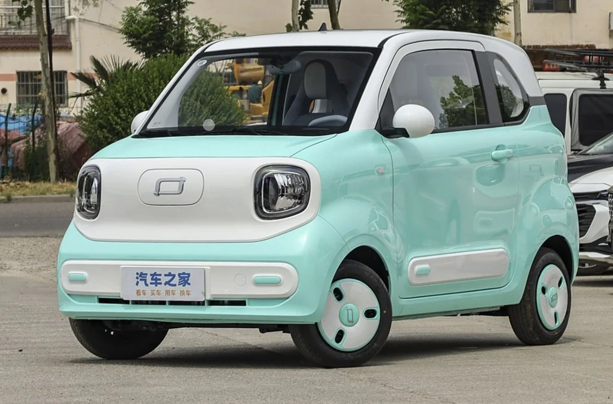 Ein Pony fürs Volk? – Wie ein 4.000-Euro-E-Auto unseren Kapitalismus entlarvt