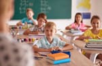 Blick auf den umstrittenen MIKA-D-Test geworfen, der die Deutschkenntnisse von Schulanfänger:innen bewertet. 