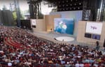 Pichai ber´tritt die Bühne der Google I/O 2025