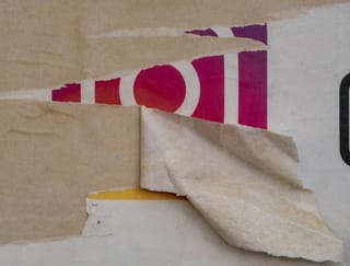 Ein Sticker von Instagram zerreißt...